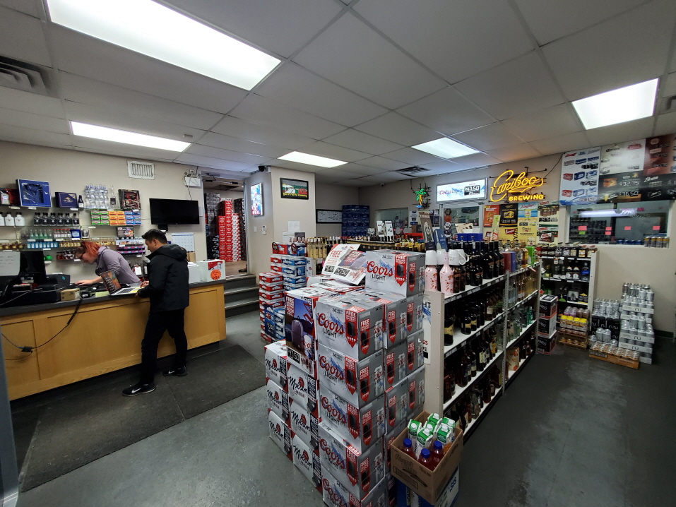Very Profitable & Well Managed Liquor Store & Tavern/Pub near Red Deer